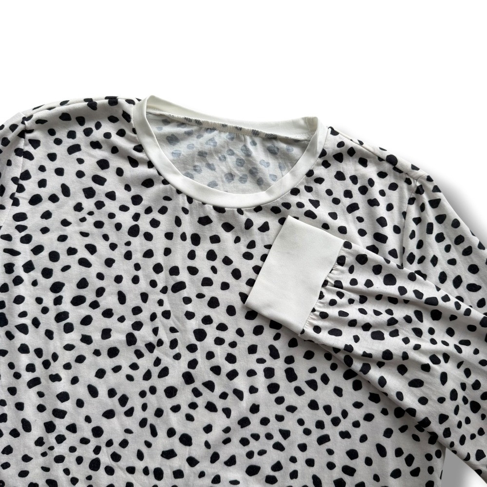 Women's Sz M White Black Dalmatian Print Long Sleeve Crew Neck Tee Top Cozy Chic